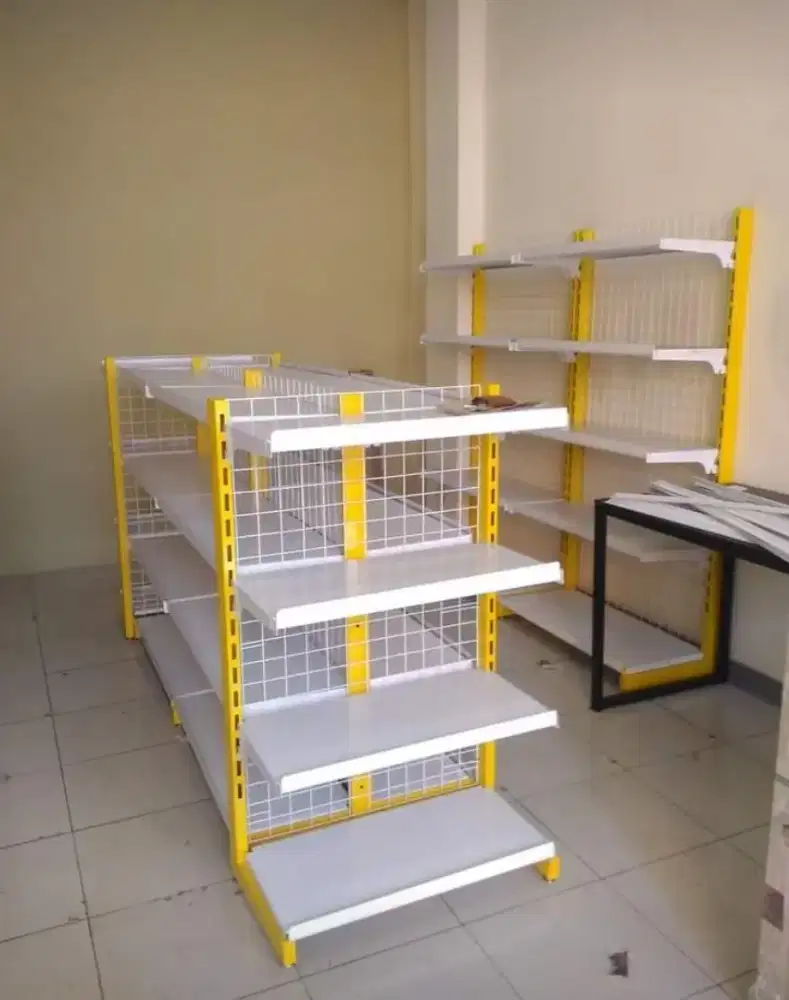 Rak minimarket murah meriah