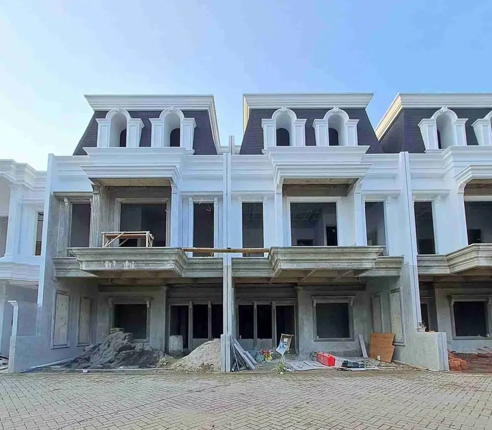 Dijual Rumah American Classic Siap Huni Dalam Komplek Di Jagakarsa Jakarta
