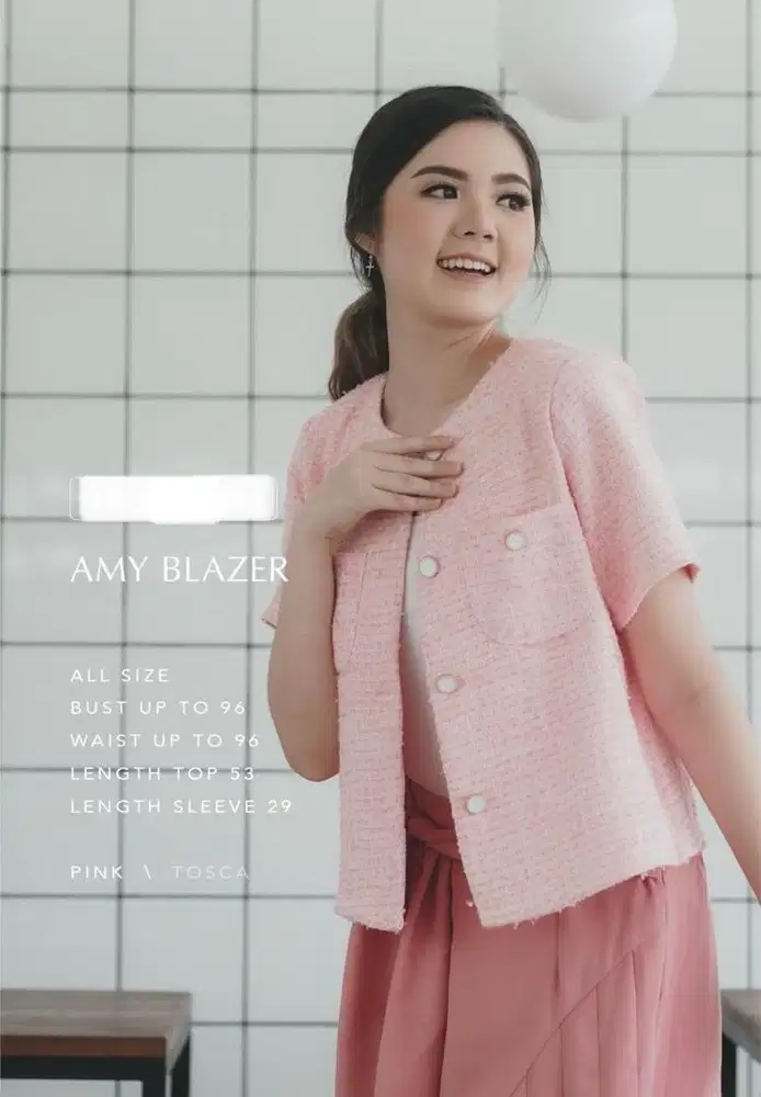 Blazer Wanita merk Emilie Beloved