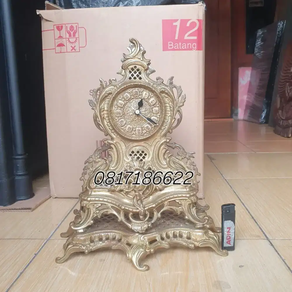 Mantle clock jam meja eropa antik kuningan