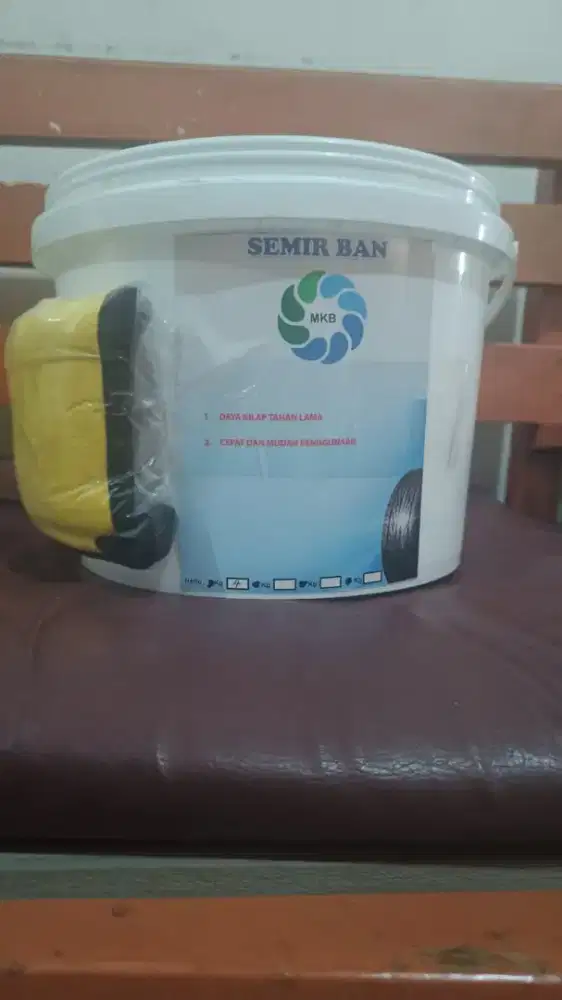Sales/ Freelance Produk Shampo dan Semir Ban Mobil atau Motor