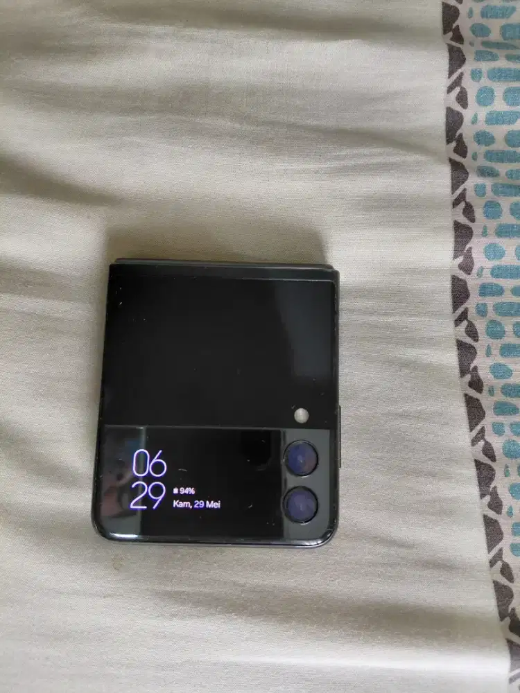 Samsung Z Flip 3 5G 8 / 256 GB
