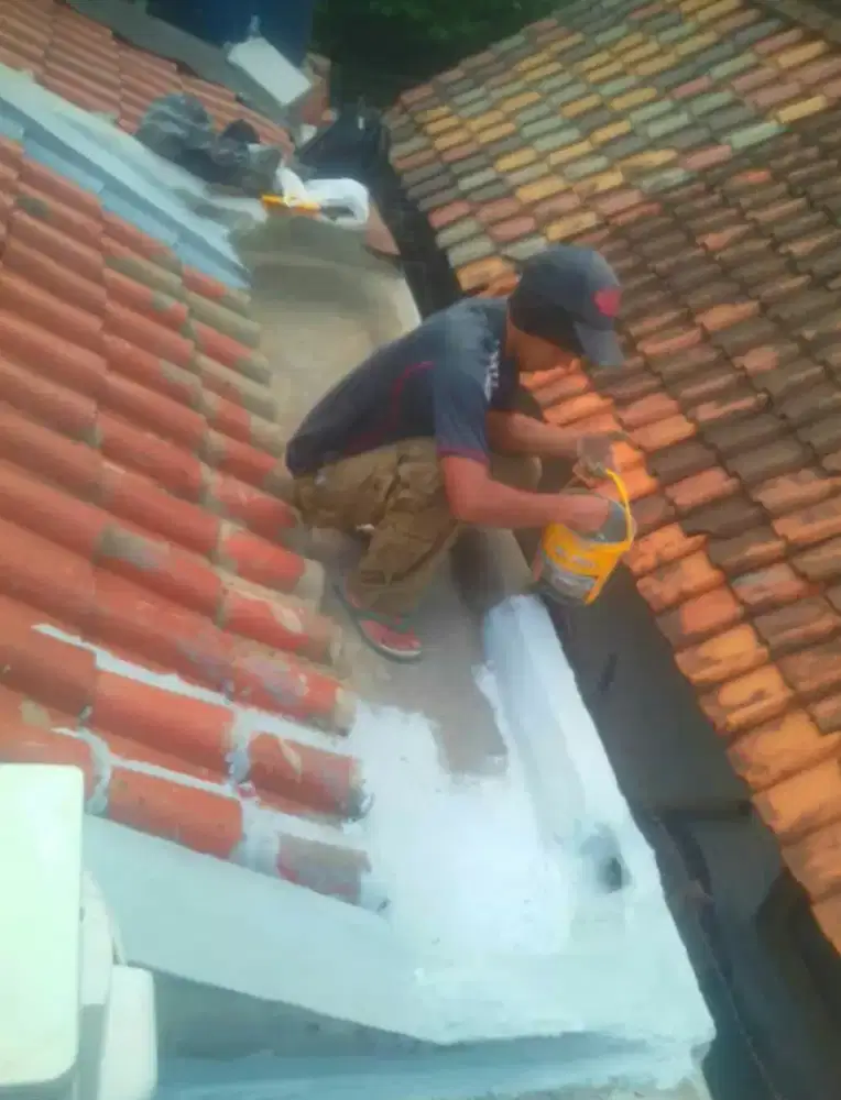 Perbaikan atap rembes,dak rembes,renovasi rumah,flapon,kanopi