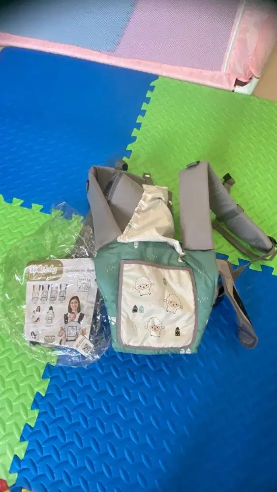 Gendongan bayi mode hipseat merk think baby