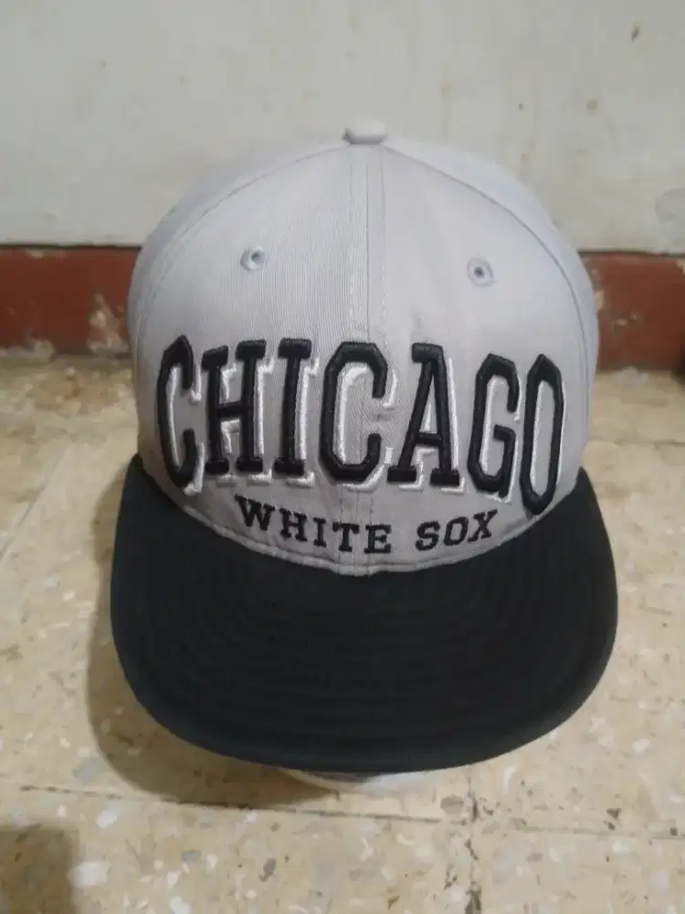 Topi new era x MLB Chicago original second bekas