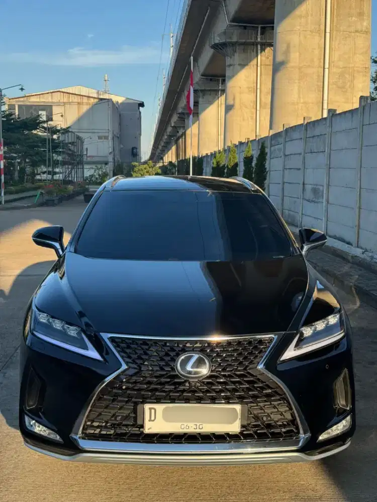 Lexus RX 300t FSport hitam mulus pajak panjang 1 tgn dr baru