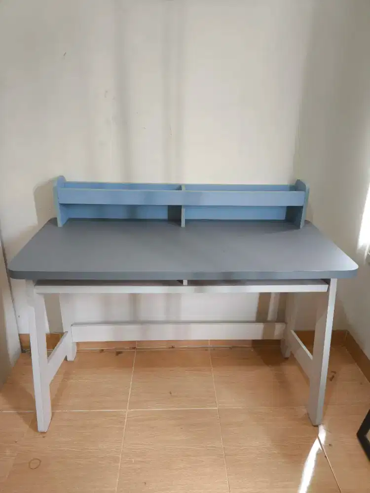 MEJA BELAJAR INFORMA BIRU ABU ABU PRELOVED