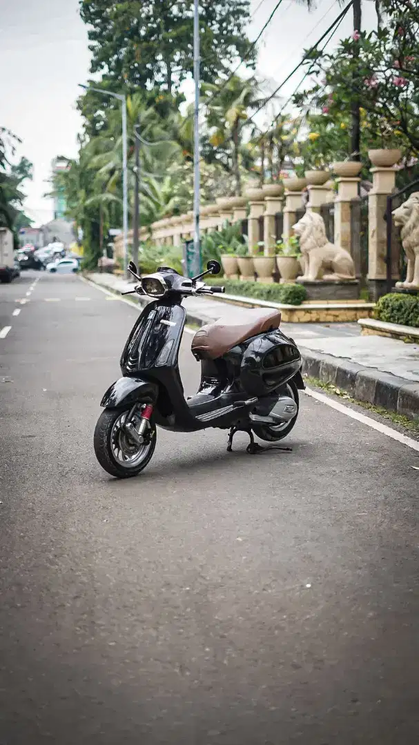 VESPA PRIMAVERA CONVERT SPRINT 150 IGET ABS 2020 PERFECT CONDITION