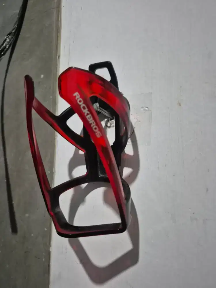 Holder Botol Minum Sepeda