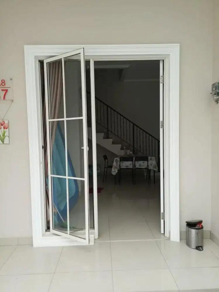 Disewakan Rumah Exclusive 2 Lantai di Millenium City Parung Panjang