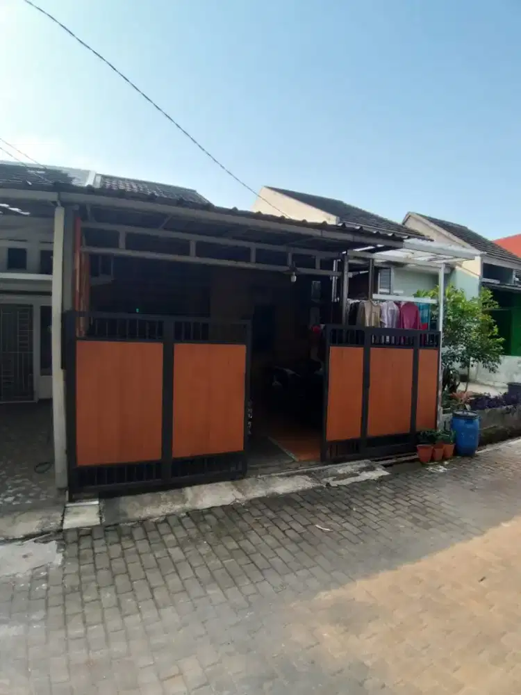 Rumah second samping GDC kota Depok