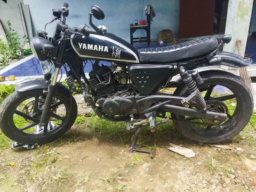 motor custom, basic pulsar 200dtsi roso irit,