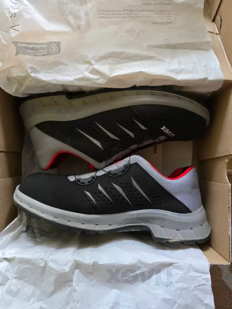 Sepatu safety uvex boa lock system