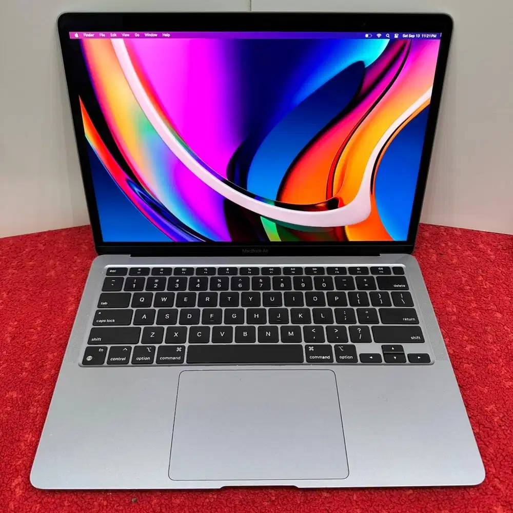 Macbook Air 13 inch Retina,2020 M1 MGN83