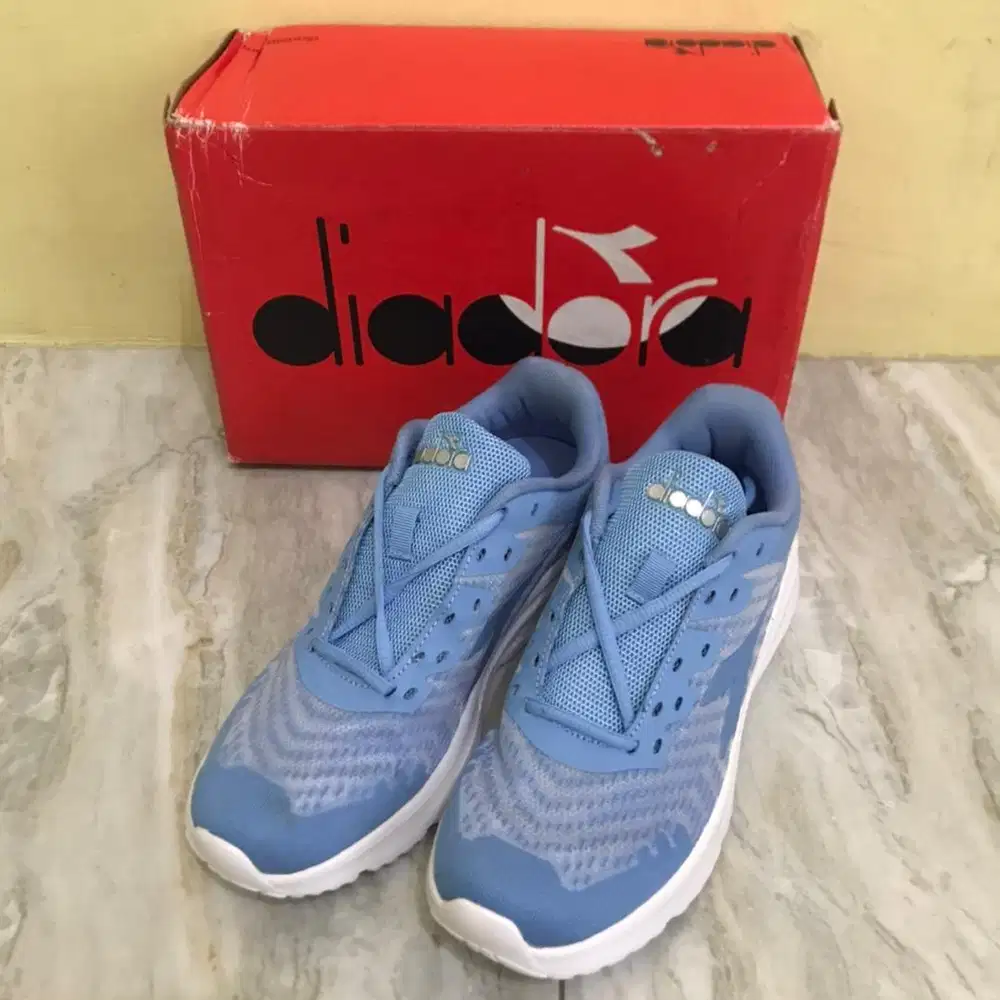 Diadora Cannelo | 39