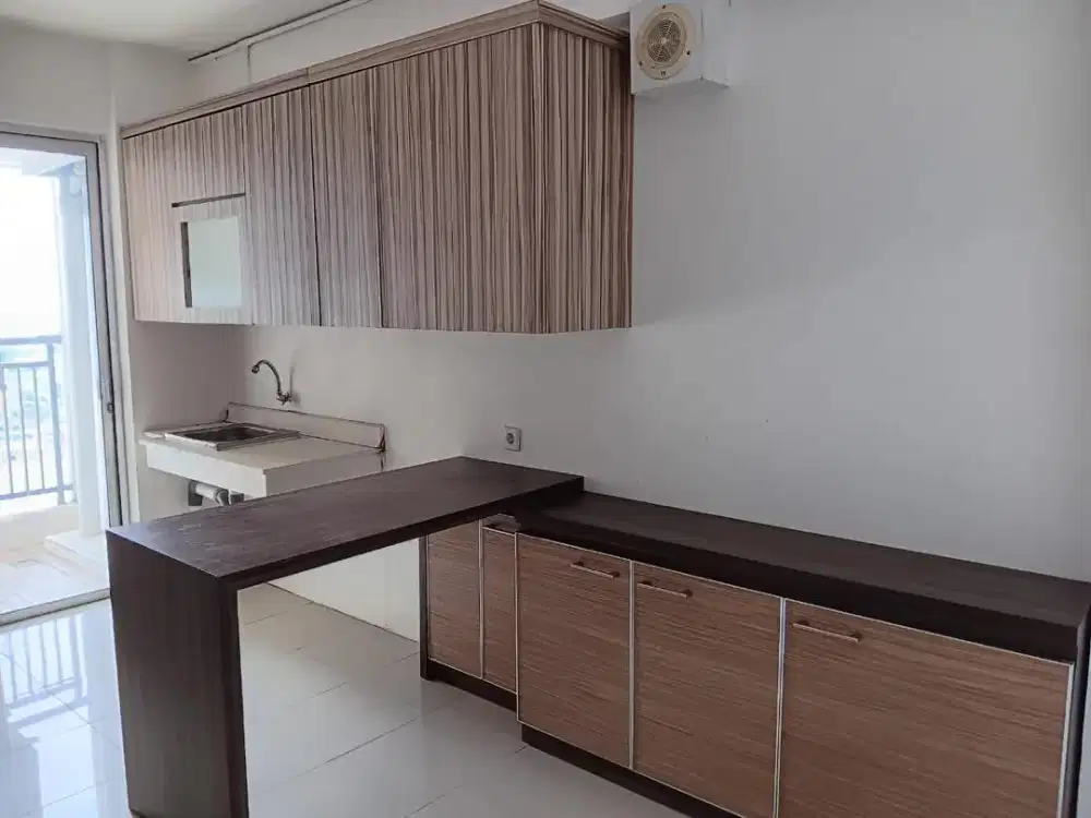Sewakan 2 Bedroom Semi Furnished Apartemen Bassura Free IPL Strategis