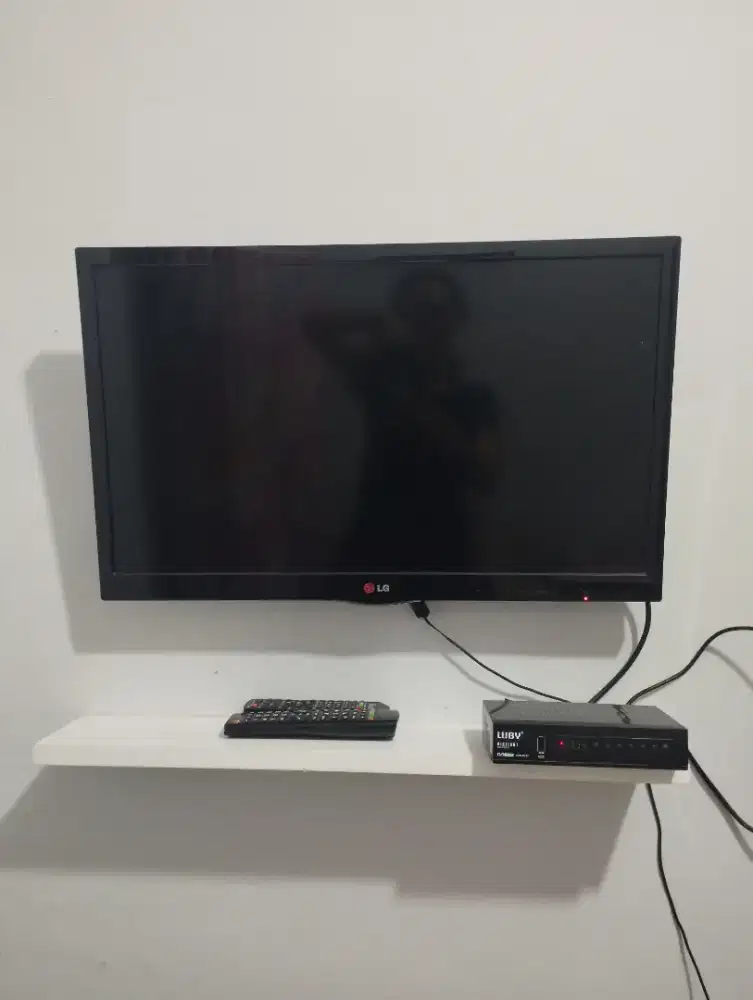 TV LED LG 24 + STB + antena