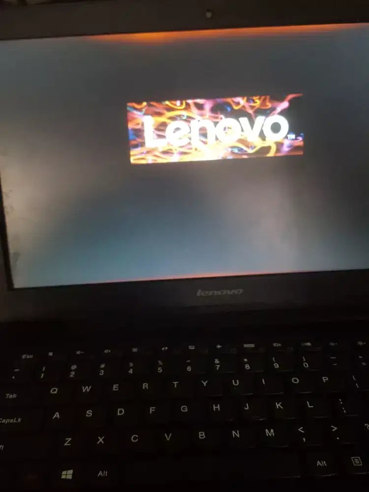 Led laptop  14 inc slim 30 pin minus merah sdikit