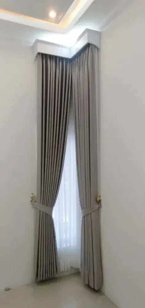 Gorden model pemasangan pakai box