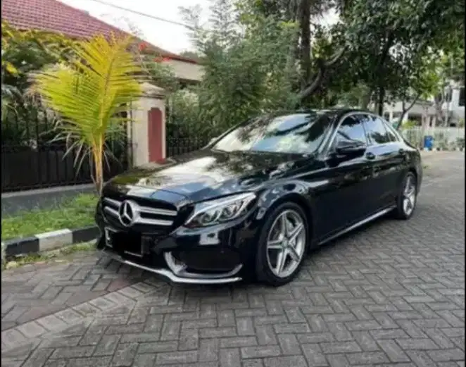 Mercedes Benz C250 AMG Line AT 2016