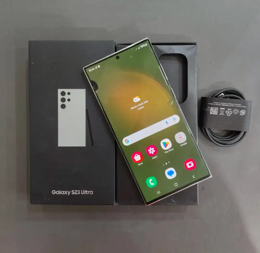 JUAL HP SECOND SAMSUNG S23 ULTRA 12/256 PUTIH