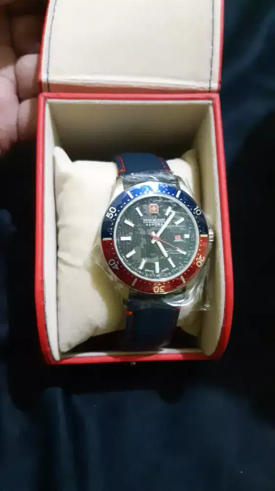 SWISS MILITARY HANOWA (Pepsi)