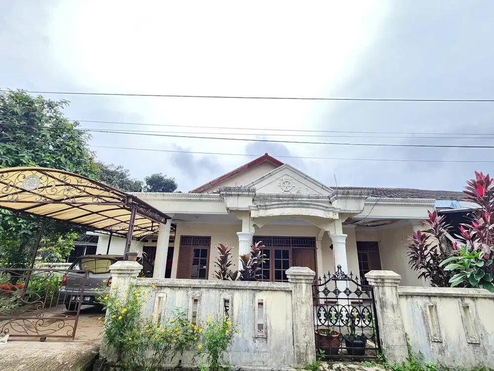 jual RUMAH HOEK TNP PERANTARA, Bumi Cibinong Endah, Strategis Pemkab