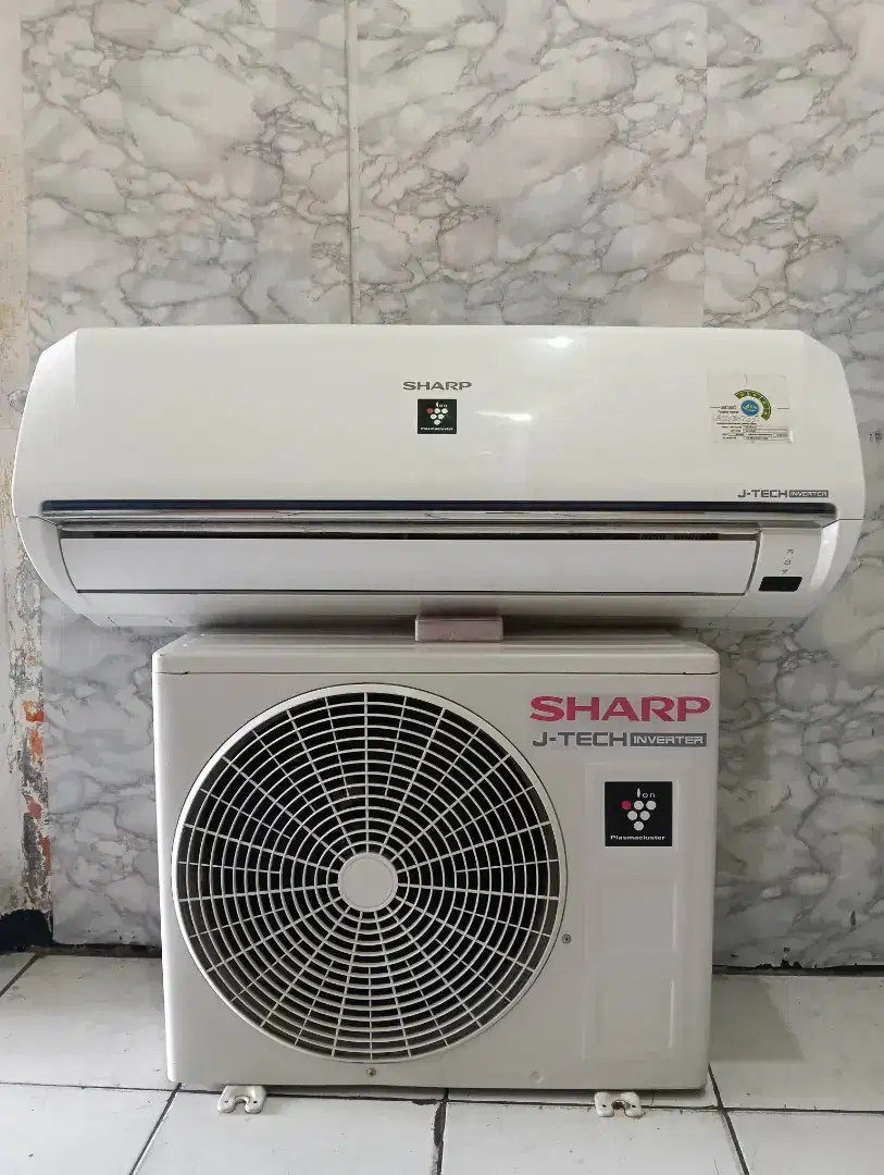 Ac Sharp j-tech inverter 1.5 PK
