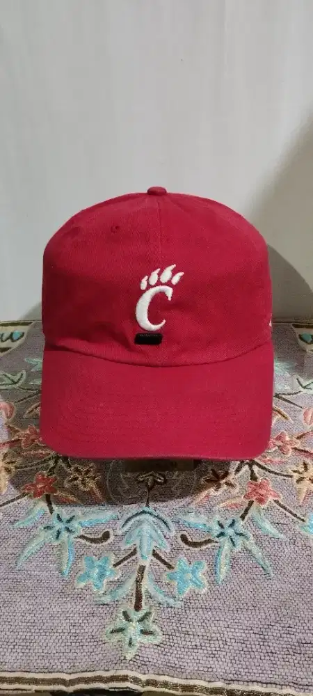 Caps 47
Cincinnati Bearcats
All size
Full tag
