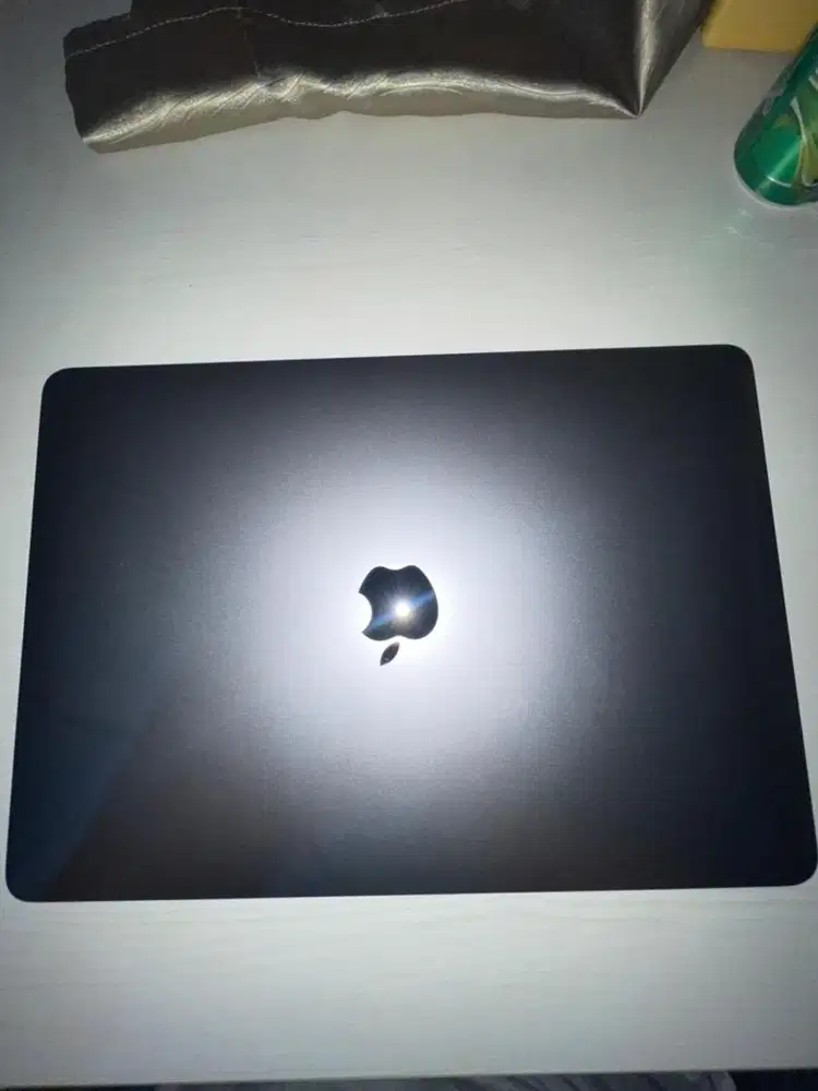 Macbook Pro M2 2022