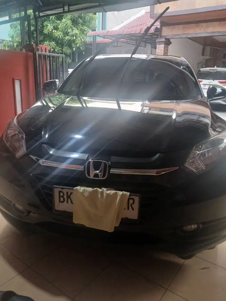 Dijual 1 unit mobil HRV