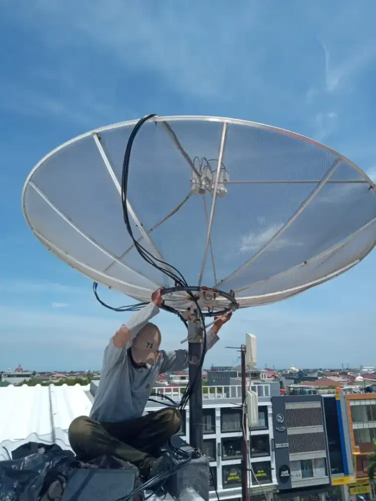 Jasa Servis & Pasang Antena TV Digital & Parabola Jakarta Pusat