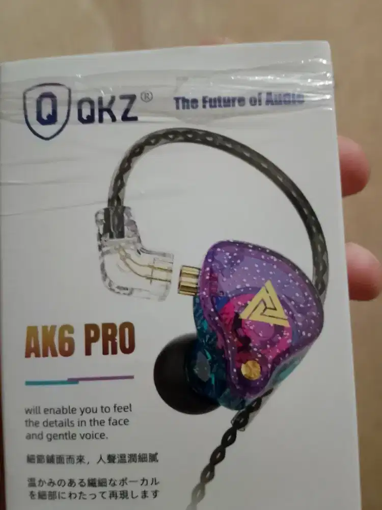 Qkz ak6 pro like new