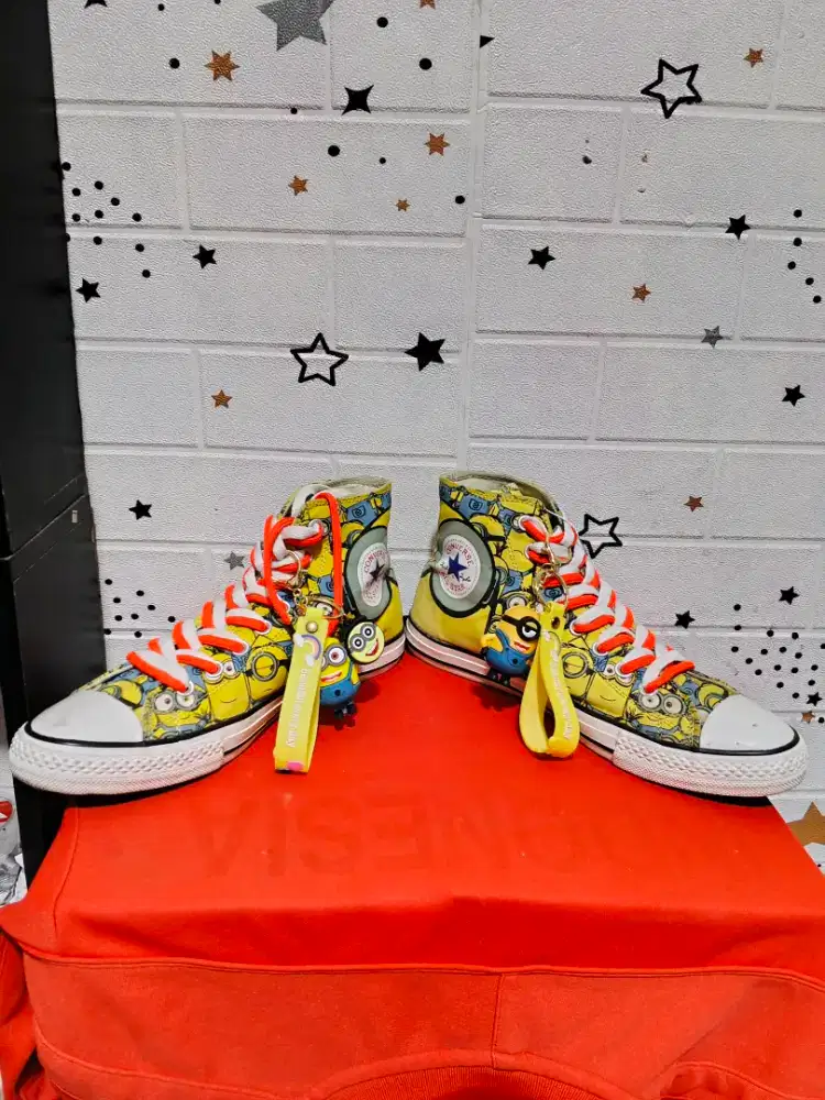 Converse react Minion size 43 insole 27,5 cm Original