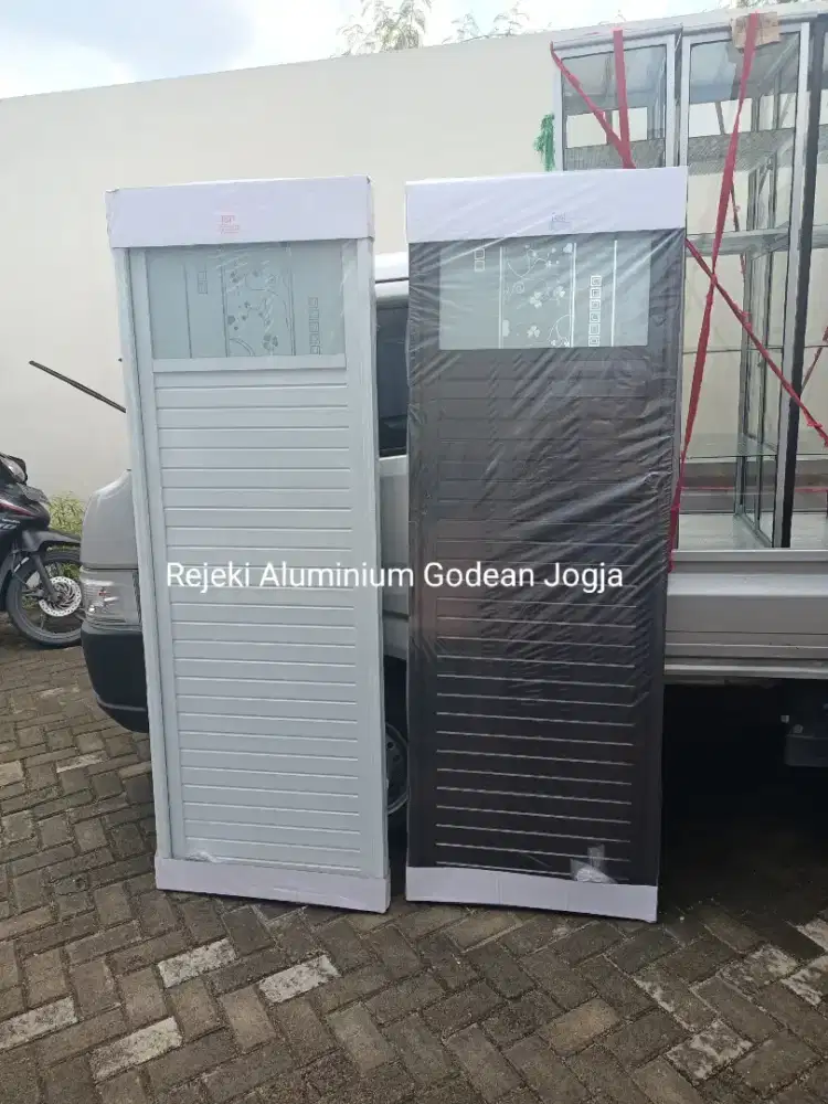 Pintu Aluminium Asli Kamar Mandi