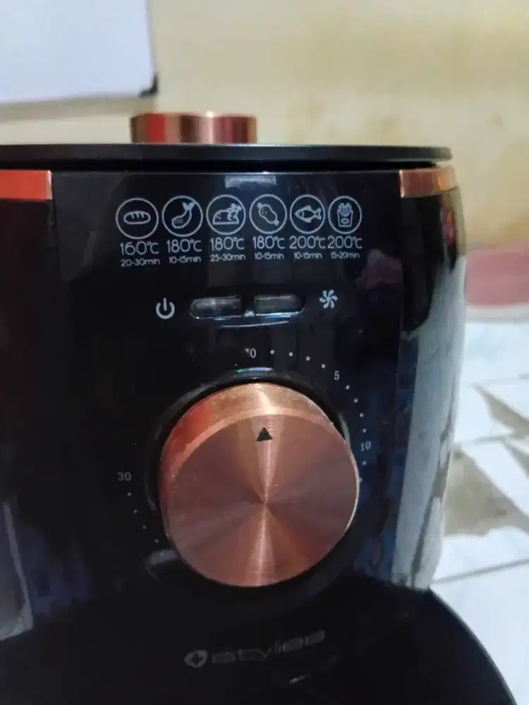 Air fryer stylies 2.0L (menggoreng tanpa minyak goreng )