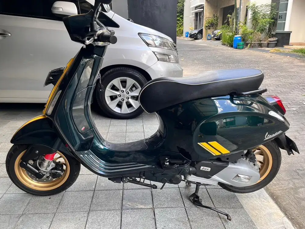 Vespa Sprint Racing Sixties