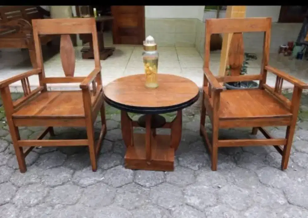 Kursi teras kanjengan kuno jati