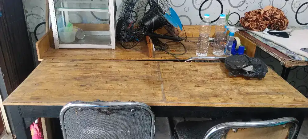 Meja kantor meja sekolah dll