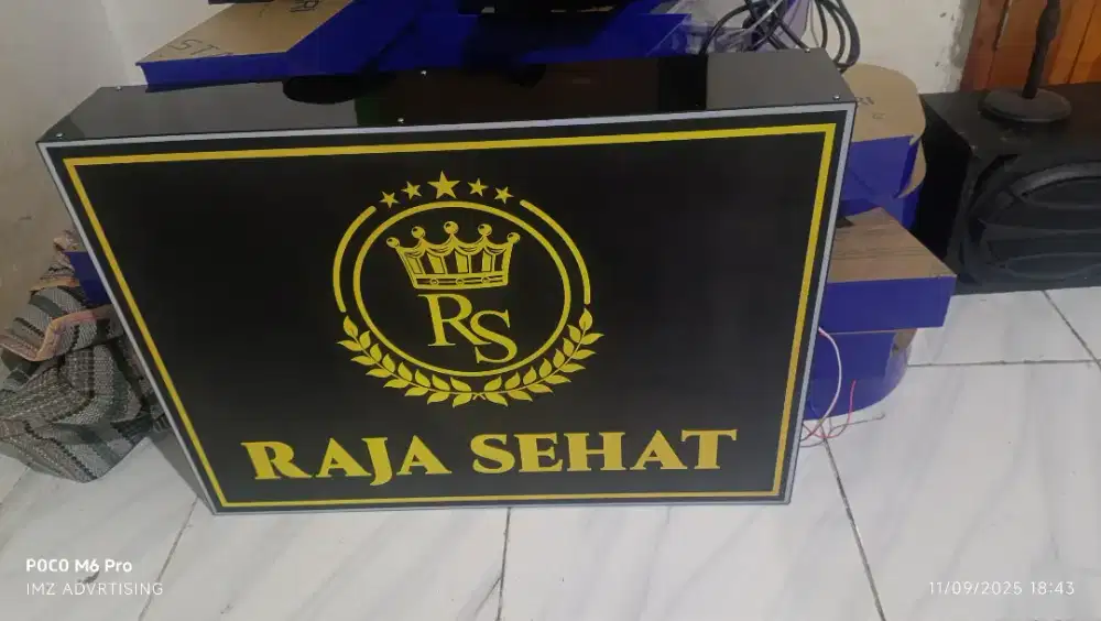 Neonbox lampu plang nama toko