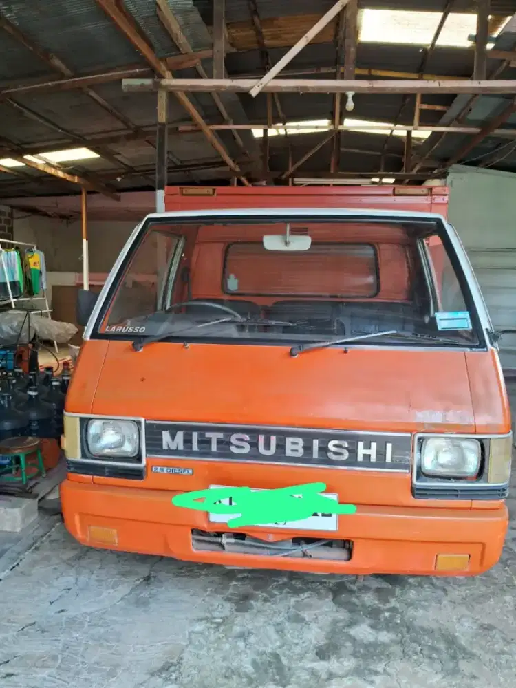 Jual Mobil Box Oranye Mitsubishi L300 Solar