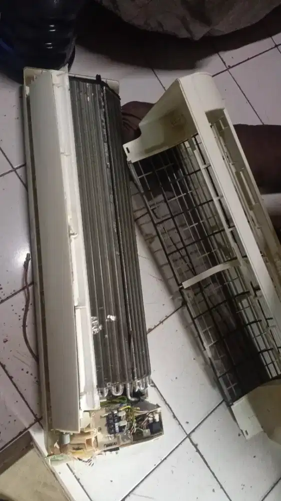Jual. Beli AC bekas
