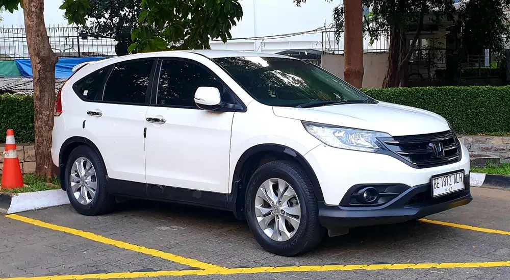 Honda CRV 2.0 Matic (Pearl White)