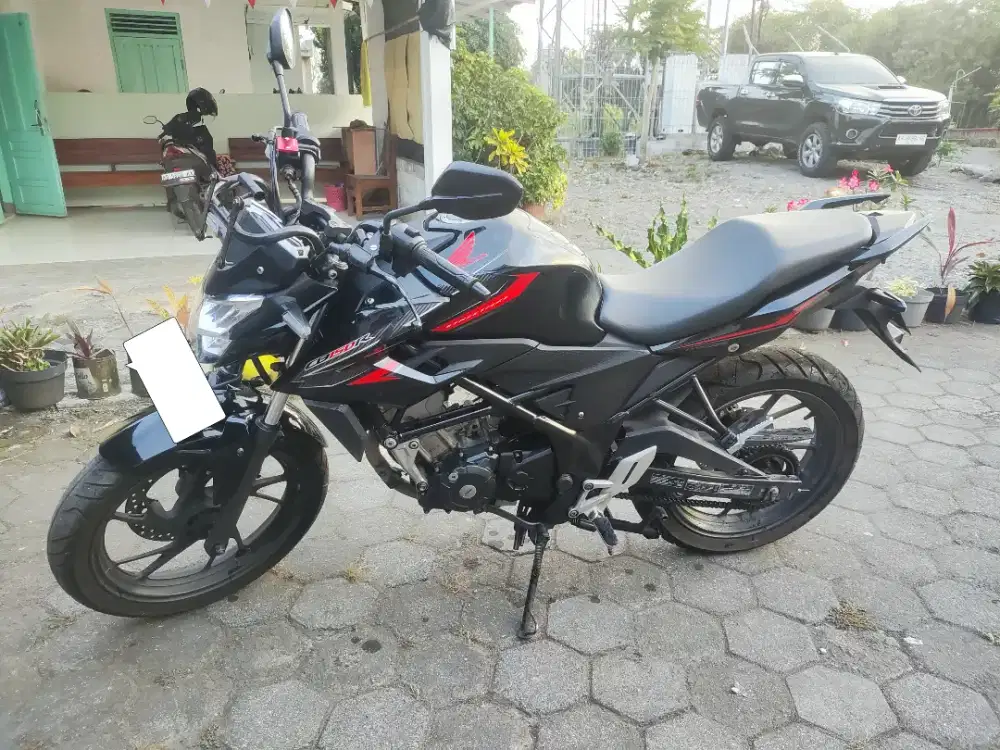 DIJUAL CB150R 2017 ISTIMEWA