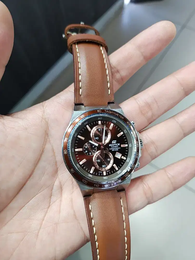 Jam Casio edifice