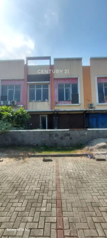 Ruko  Strategis 2 Lantai Gandeng Murah Siap Pakai Di Jababeka
