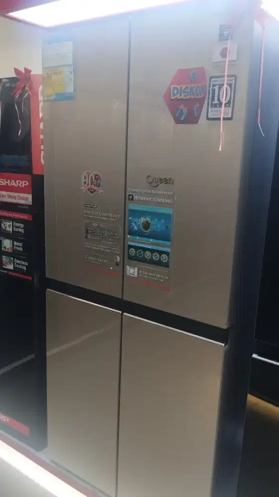 Kulkas Sharp 401 L 180 watt inverter