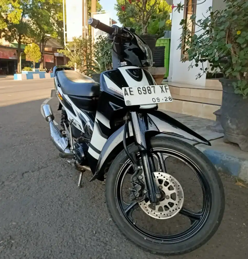 Jual sepeda motor fiR siap pakek