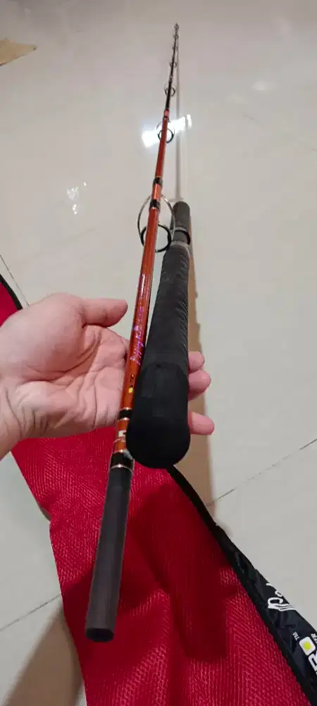 Joran Popping V-Tro Popping PE 8 dan Reel V-Tro Sirline 10000