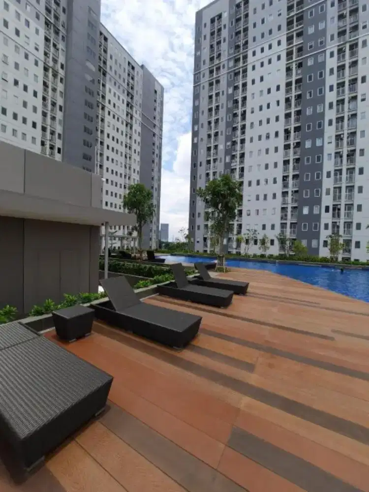 SEWA/JUAL Apartemen Emerald Bintaro Jaya Lantai 8